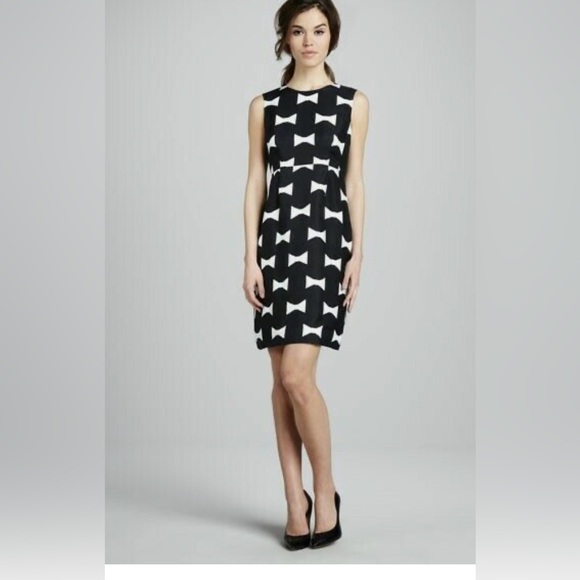 Kate Spade Cora all wrapped up bow dress size 4 - Picture 3 of 9